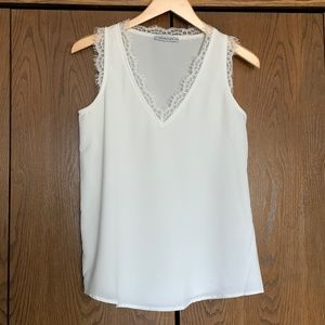 {Harhay} Lace Trim Camisole